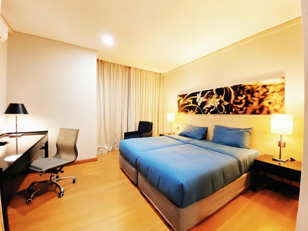 Straits Suite By C Homestay Малакка Экстерьер фото