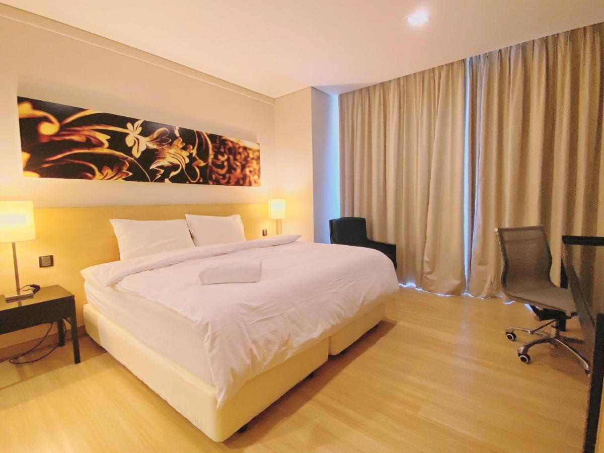 Straits Suite By C Homestay Малакка Экстерьер фото