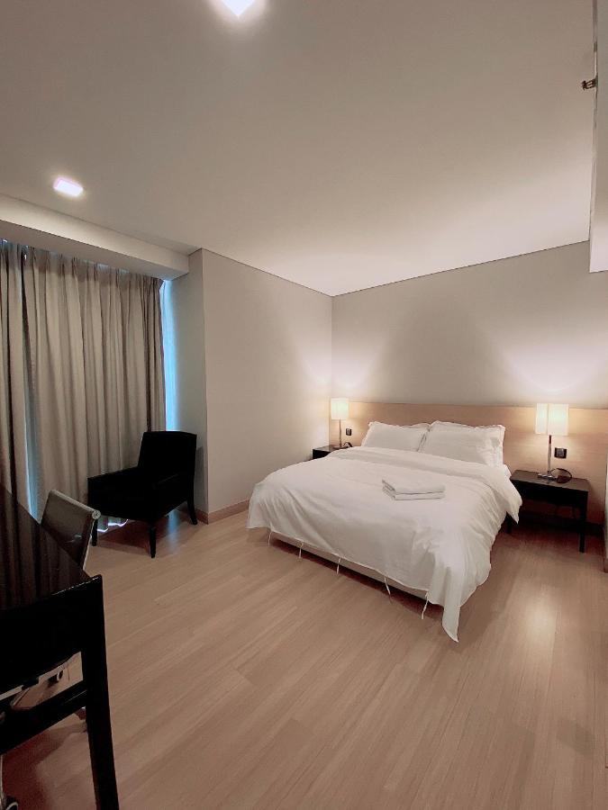 Straits Suite By C Homestay Малакка Экстерьер фото